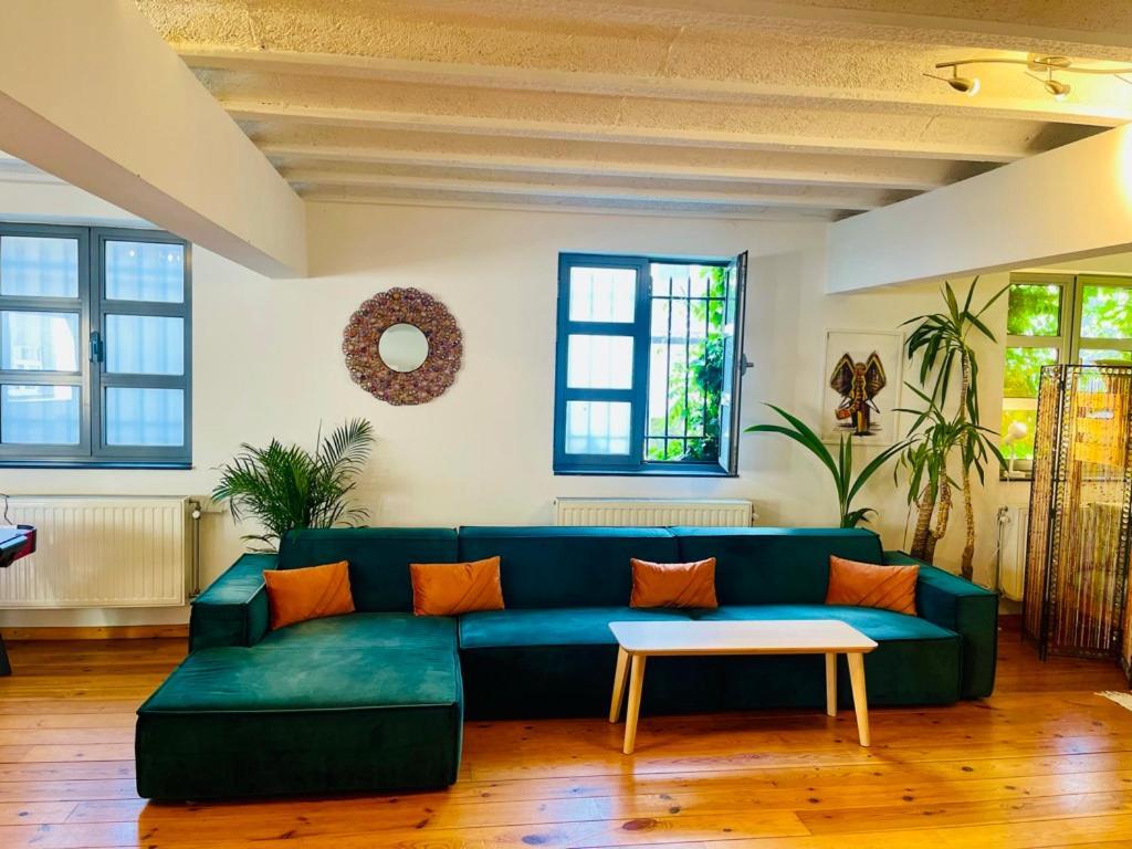 Down Town Oasis-Spacious Loft With Private Parking Bruxelles Esterno foto